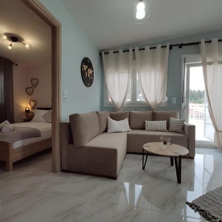 Roof Top Limenas  Luaran gambar