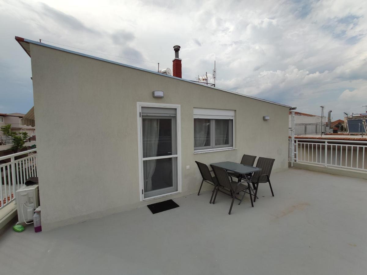 Roof Top Limenas  Luaran gambar